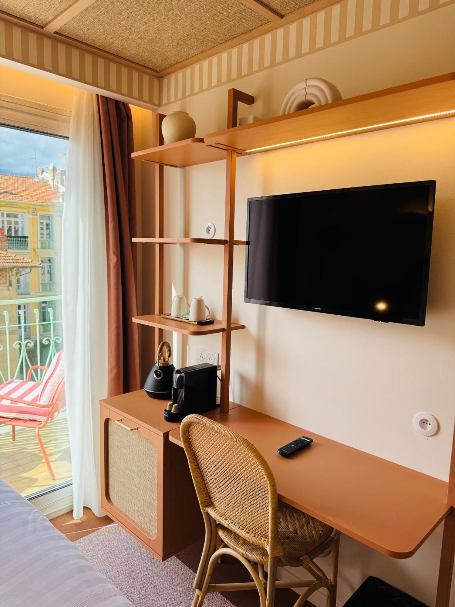 Narev's Menton